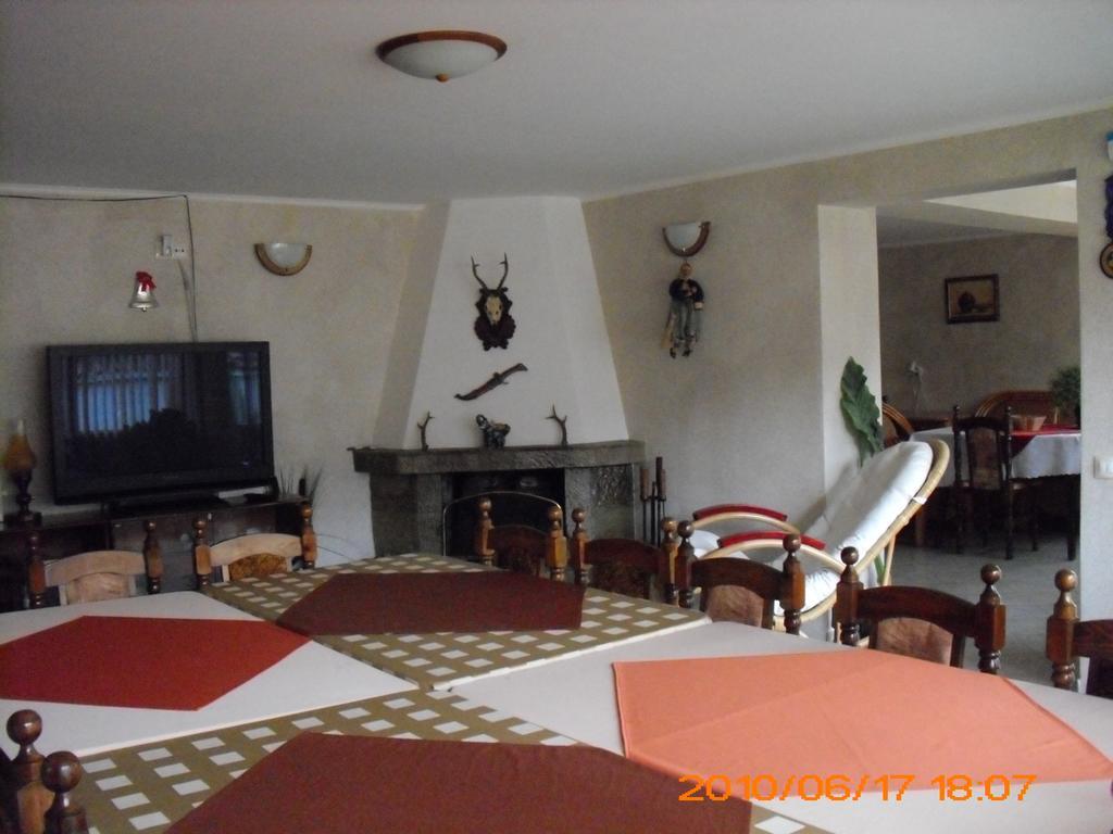 Guest House Benita Devin Exterior foto